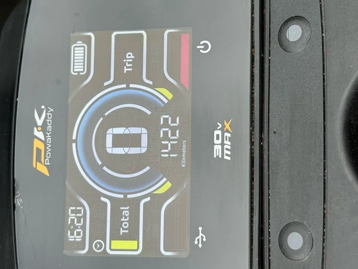 Powakaddy CT6 EBS golf trolley - Image 2