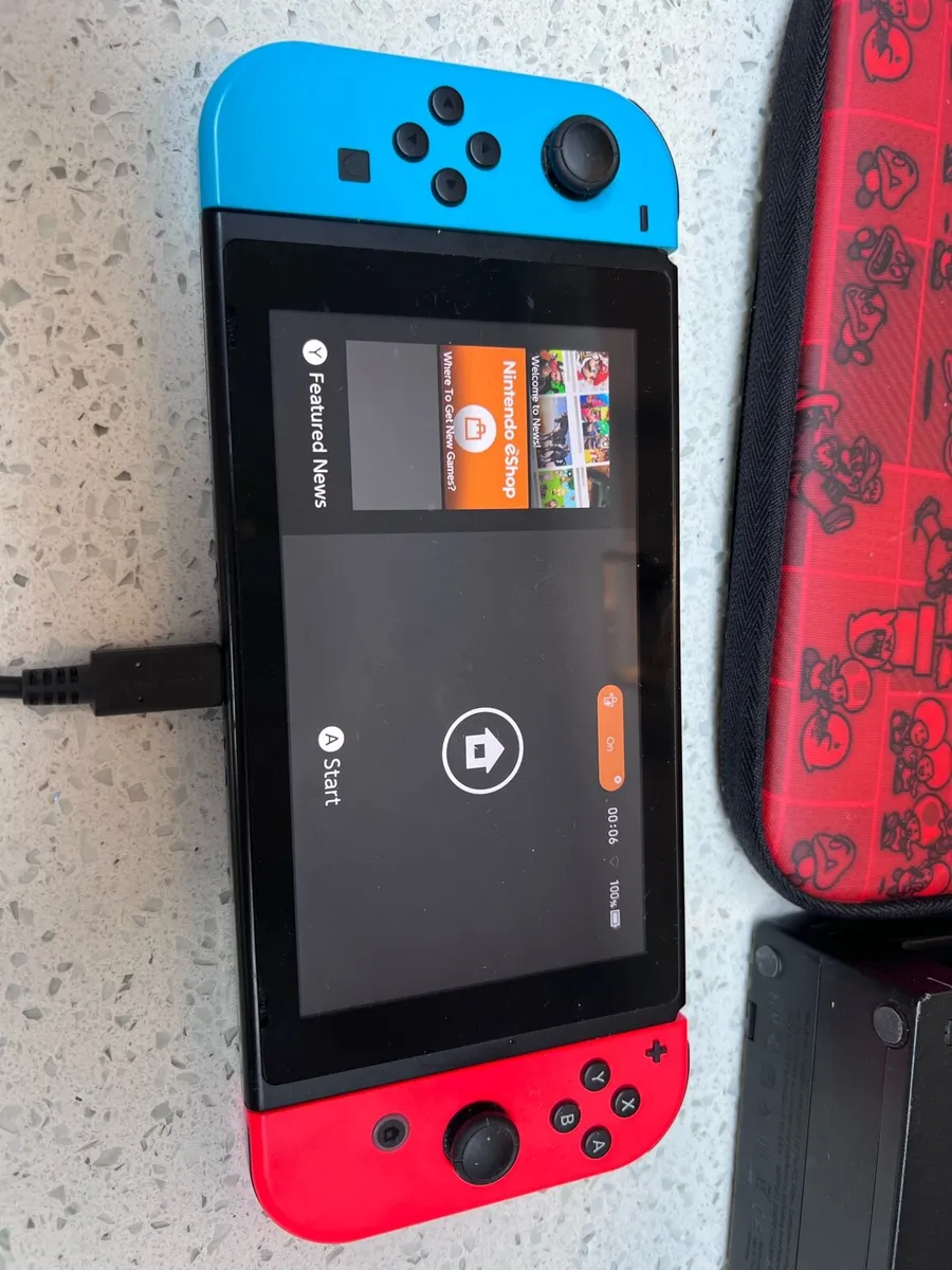 Nintendo Switch - Image 2