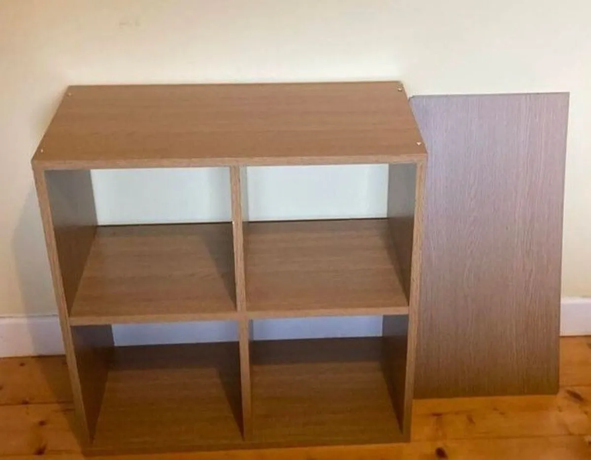 Compact 4 Cube Storage Shelf / Bookcase - Image 3