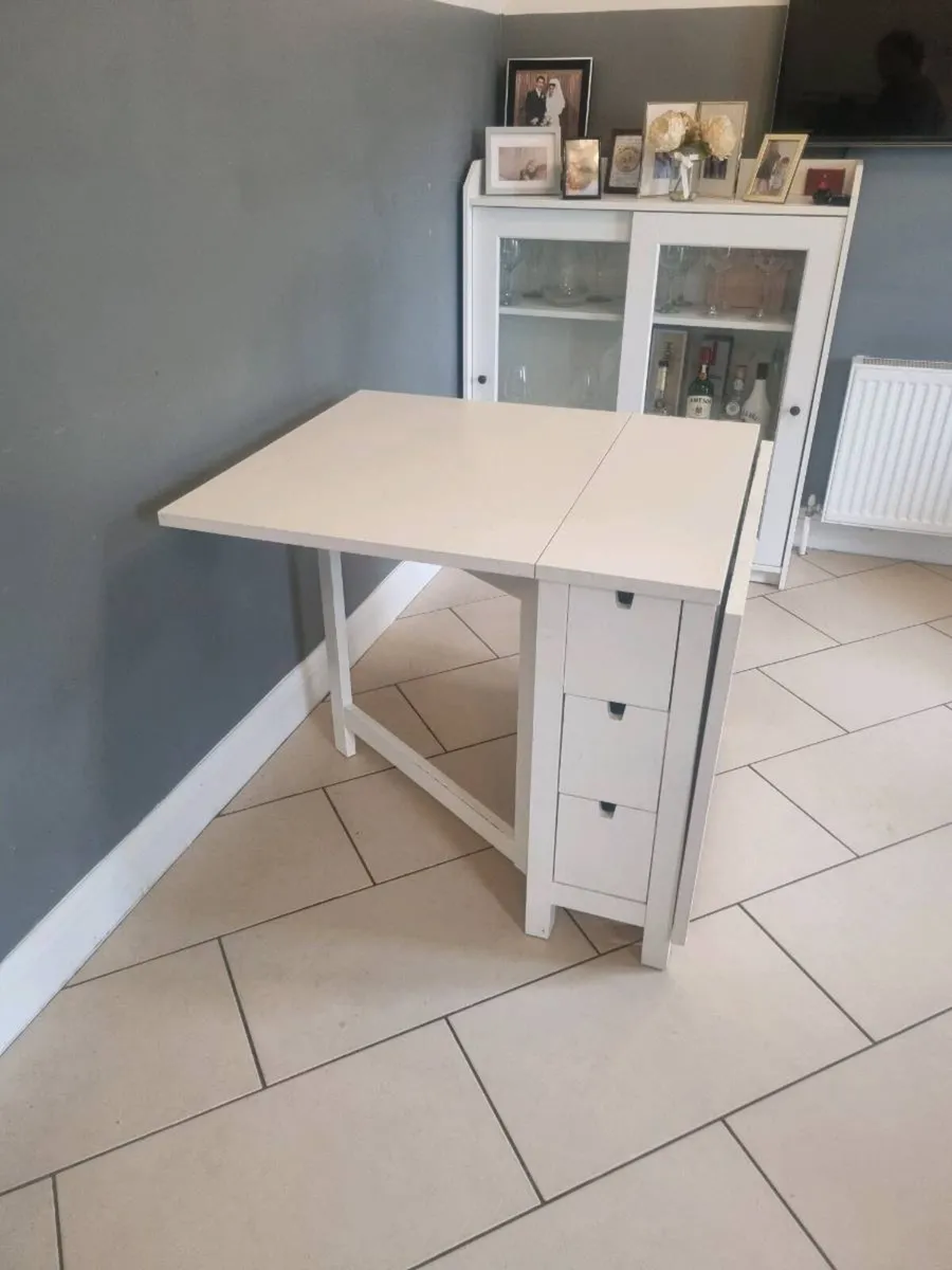 Extendable Kitchen table - Image 2