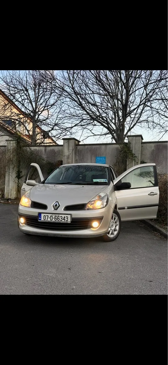 Renault Clio Monaco edition - Image 1