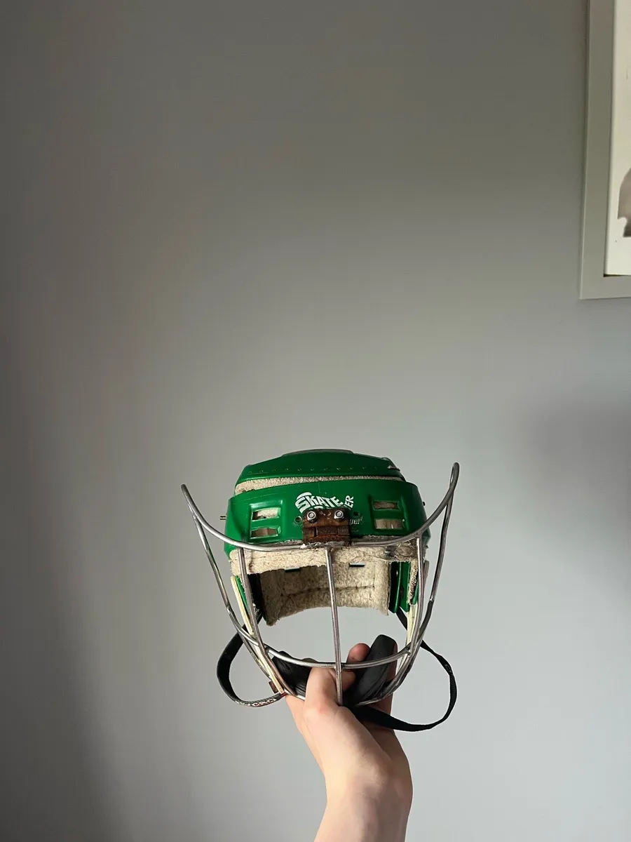 Long loop Kilkenny guard (cooper helmet) - Image 1