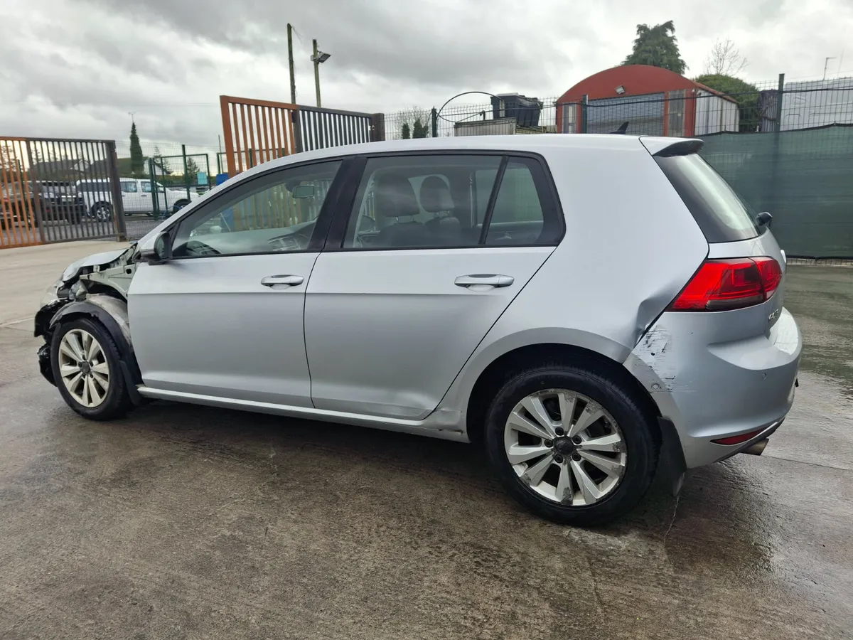 2013 Volkswagen Golf  TDI   Full Leather - Image 4