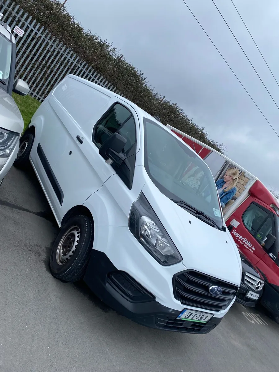Ford transit custom van - Image 3