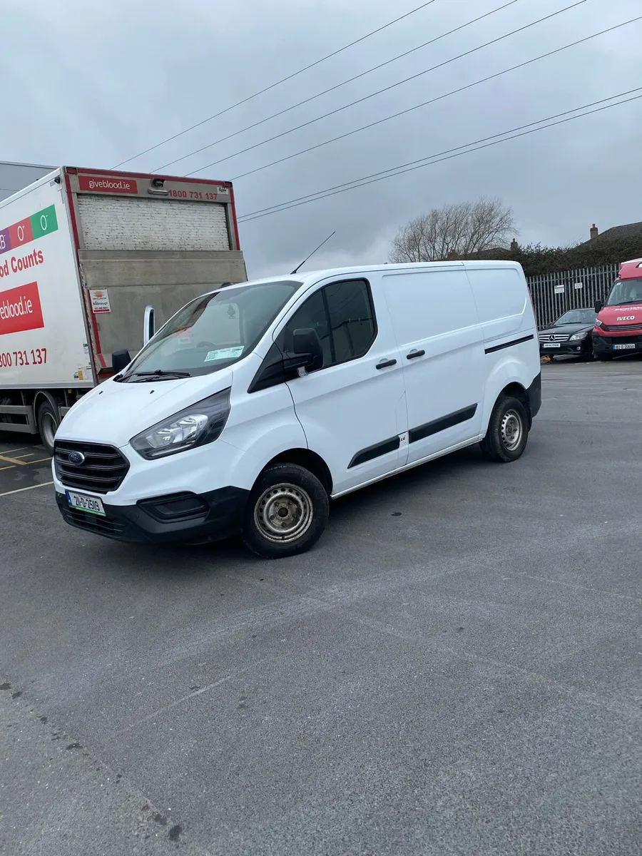 Ford transit custom van - Image 1