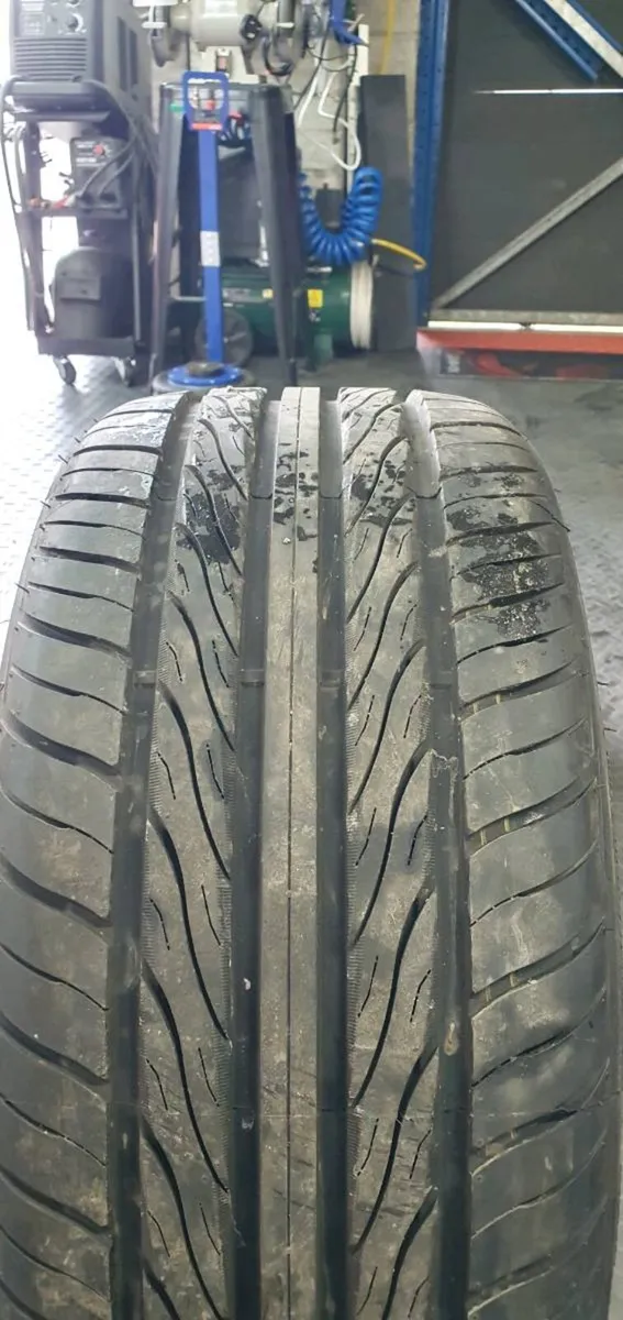 245 40 r17 tyres new! - Image 4