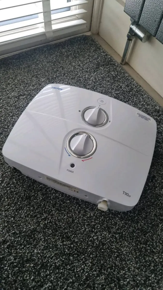 Triton T90sr Electric Shower - Image 2