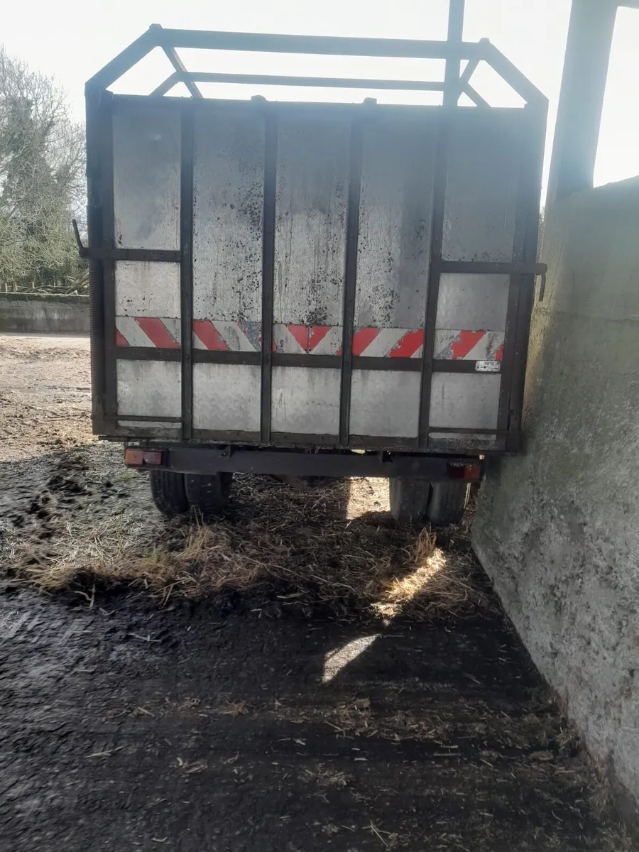 Cattle trailer - Image 2