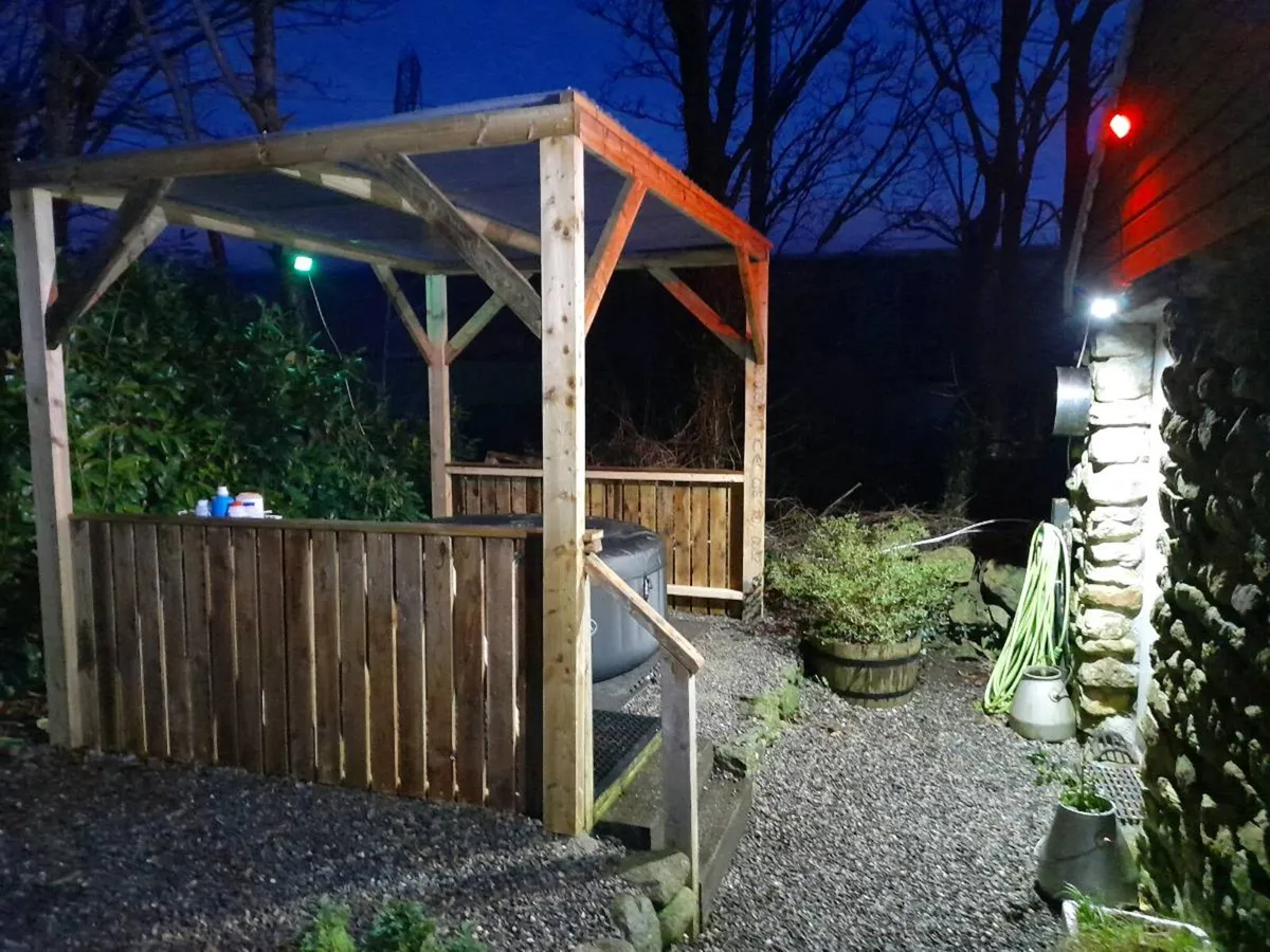 Holiday Cabin/studio - Image 2