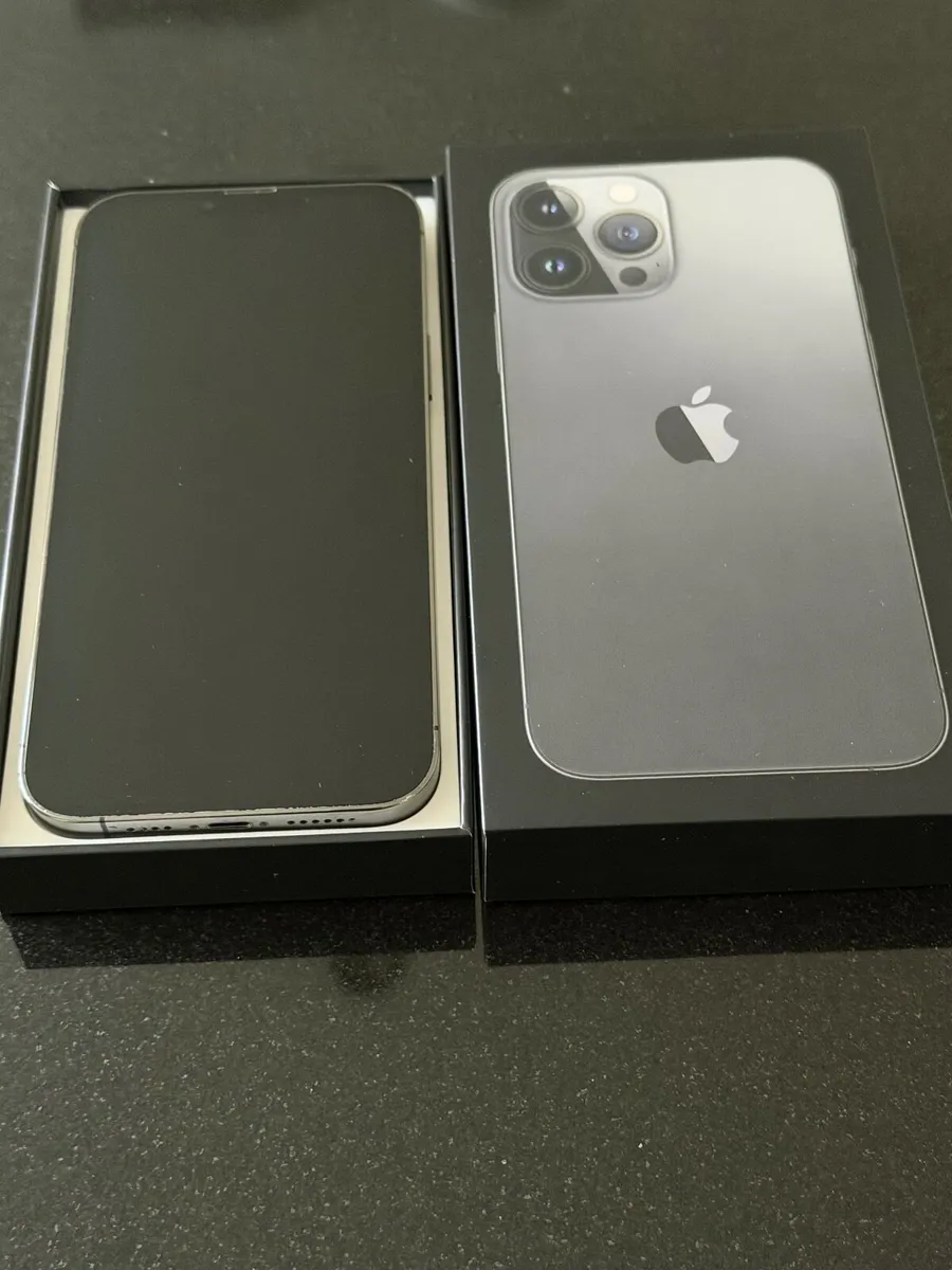 iPhone  13 Pro Max - Image 1