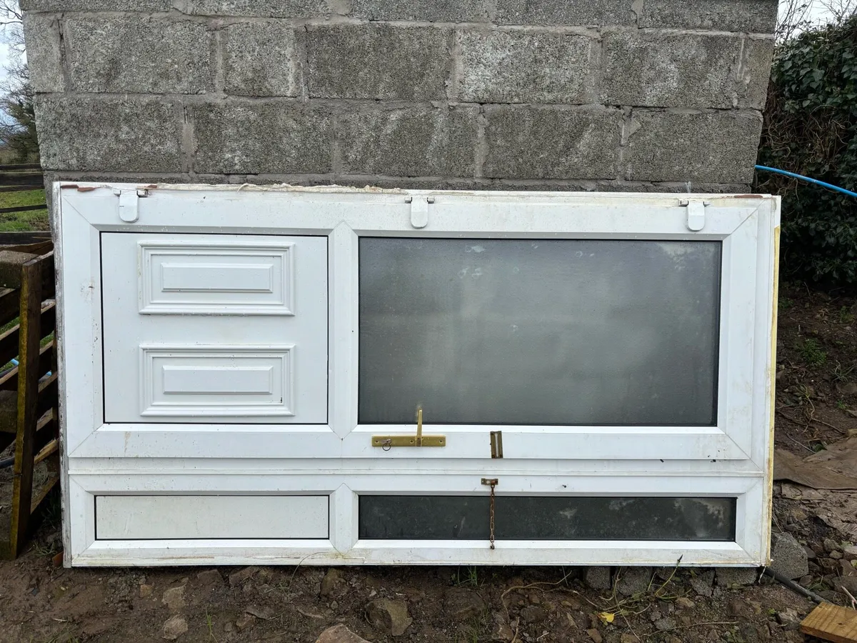 Temporary stairs and door - Image 3