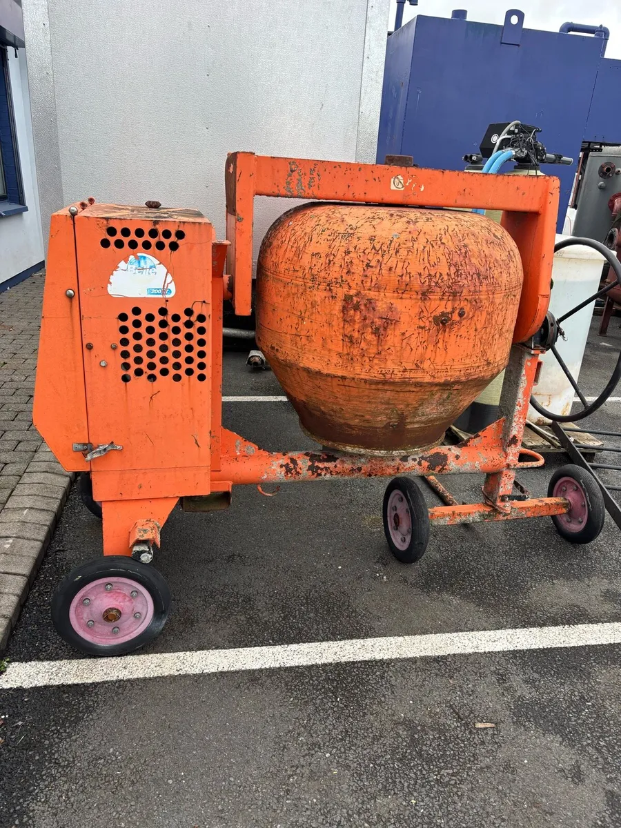 Block grab for sale and mixer - Image 2