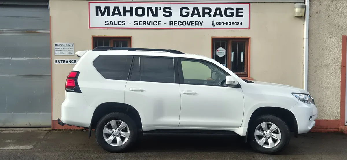 TOYOTA LANDCRUISER AUTO 7 SEATER - Image 2