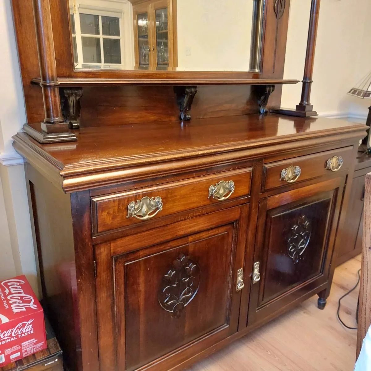 Mahogney sideboard. - Image 2