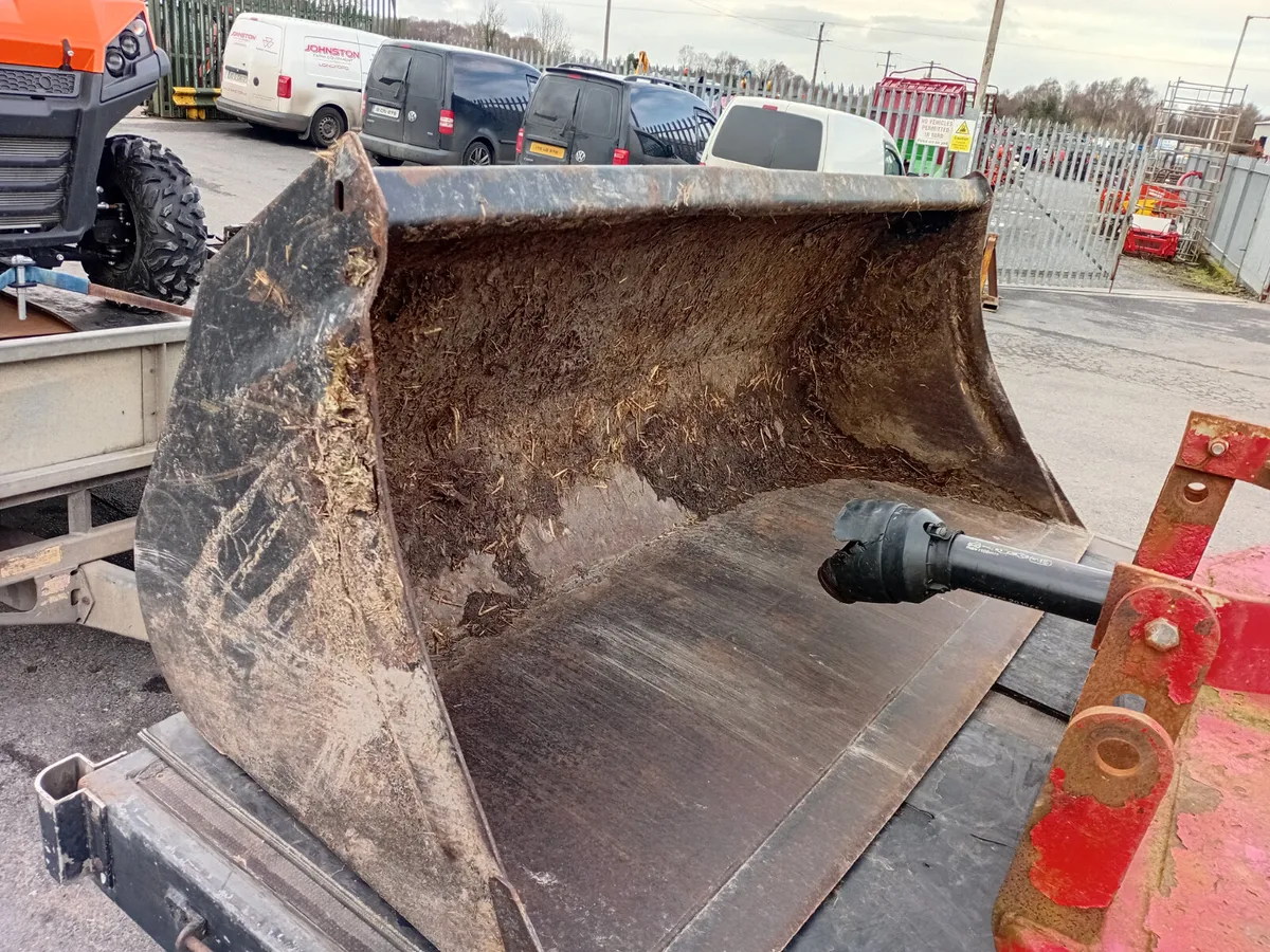 Quicke 6ft bucket - Image 1