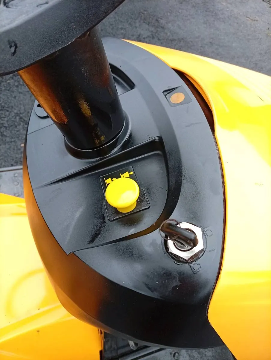 Stiga lawnmower - Image 4