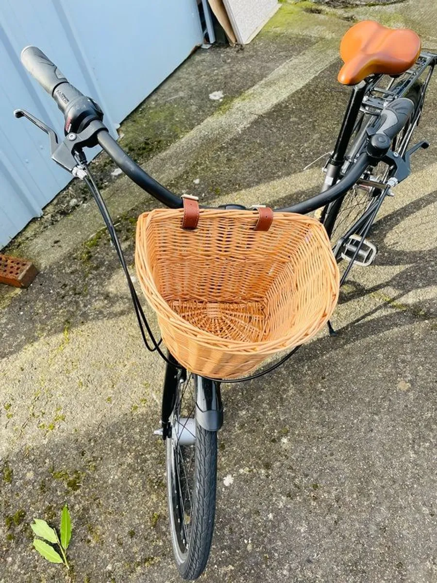 Ladies city bike Lapierre Urban 400 Size S - Image 4