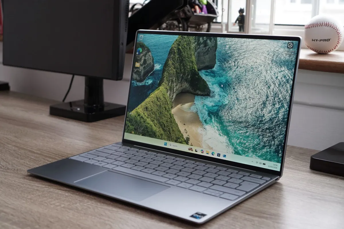 Dell Xps 13 9315 | FHD | i7-1250U | 16GB | 512GB - Image 1