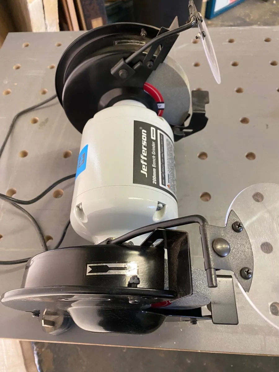 Woodworking Jefferson 200mm Bench Grinder - Image 2