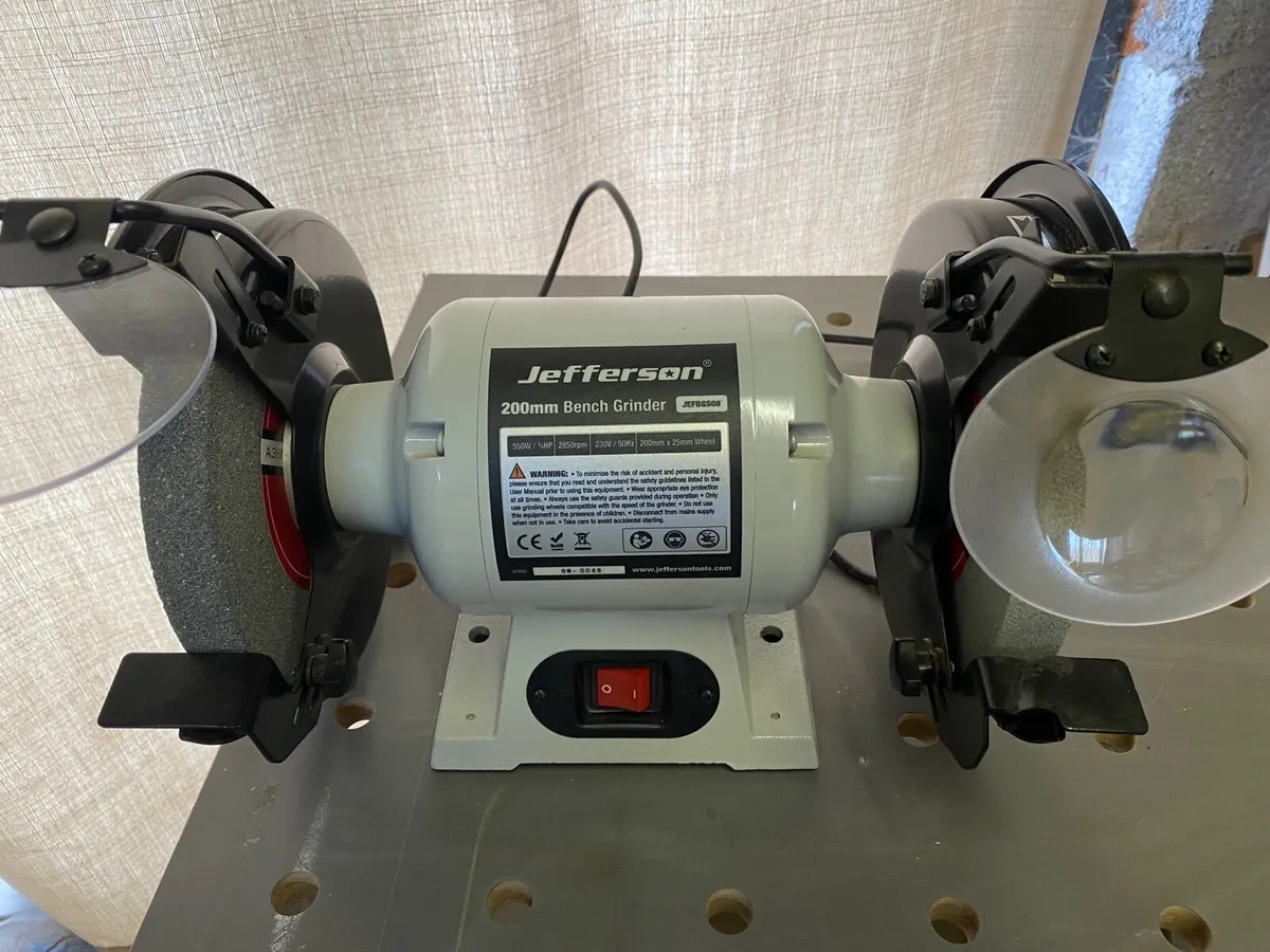 Woodworking Jefferson 200mm Bench Grinder - Image 1