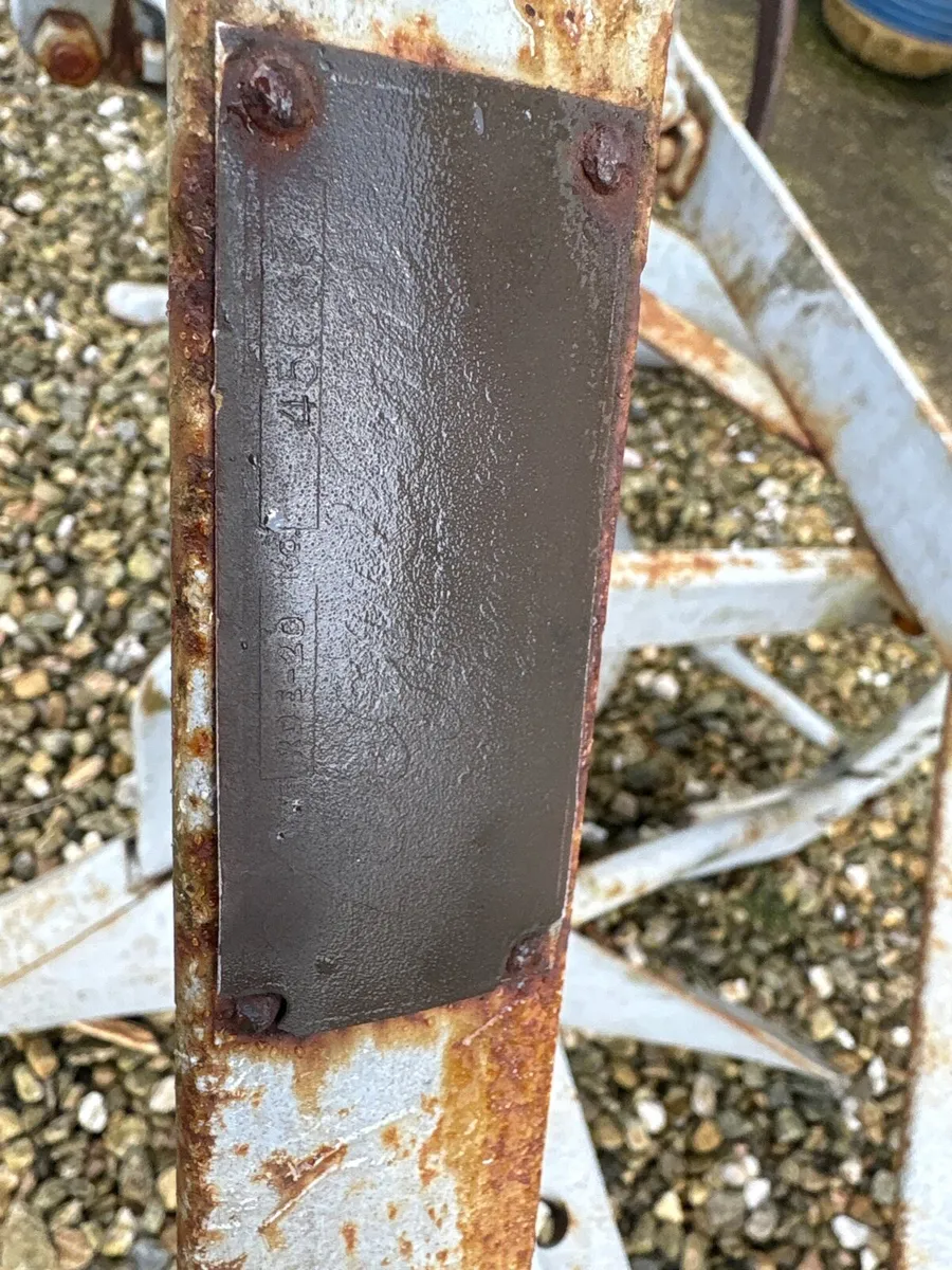 Massey Ferguson Ridging plough - Image 4