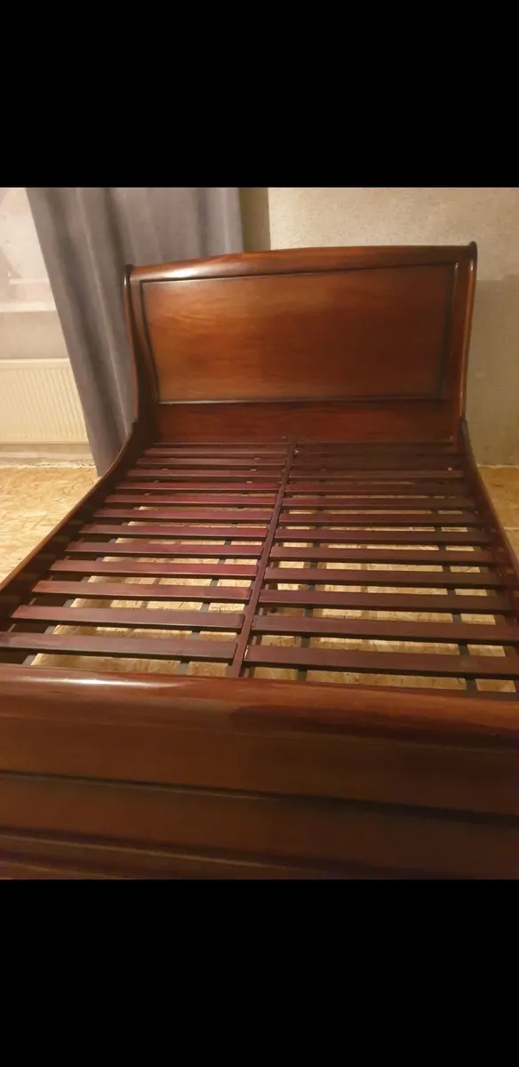 King size bed - Image 4