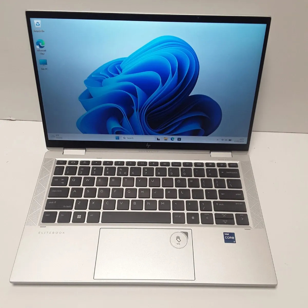 HP EliteBook x360 1030 G8 | Intel Core i7-1165G7 | - Image 1