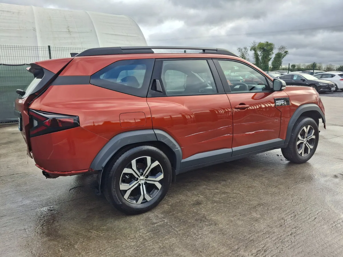 252 Dacia Bigster  Exspersion  1.2 Hybrid - Image 3