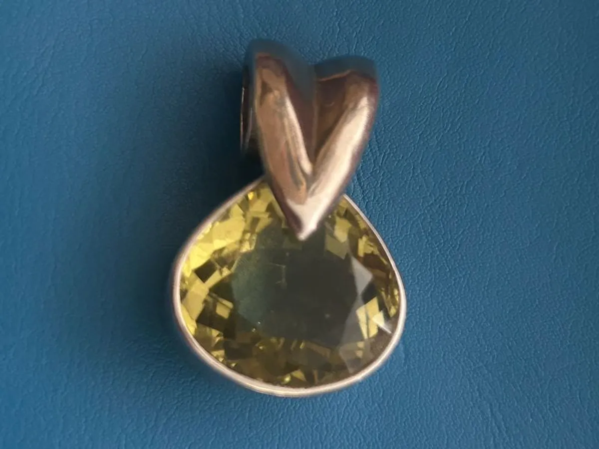 Lemon Quartz & Sterling Silver Pendant - Image 1