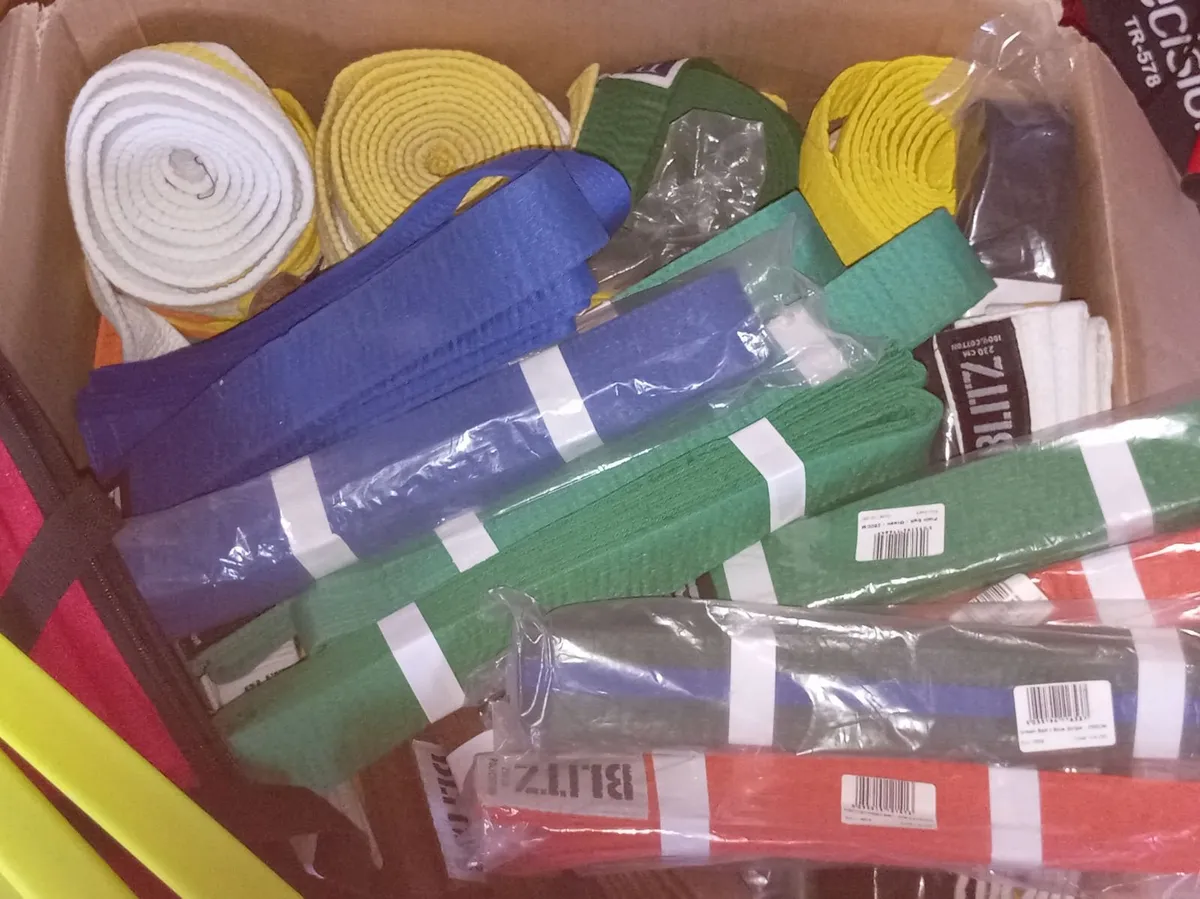 Karate equipment - Image 2