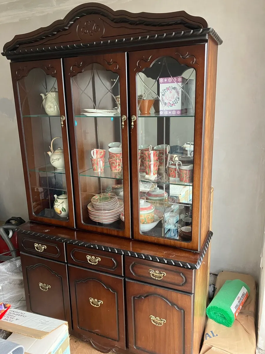 Dining hutch & base cabinets - Image 1