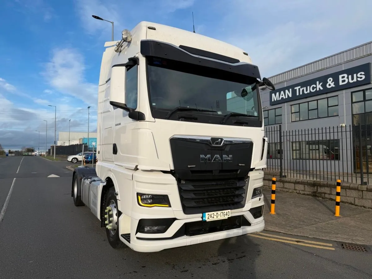 Man TGX 18.520 Tractor Unit 4x2 520HP - Image 1