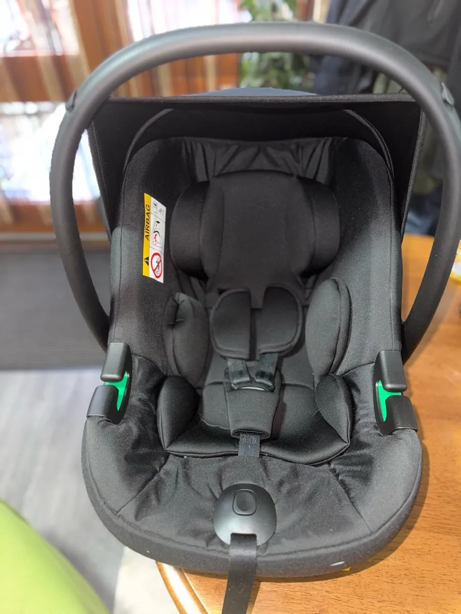EnfaSafe i-Size R129 Belt-Fitted Car Seat Black - Image 2