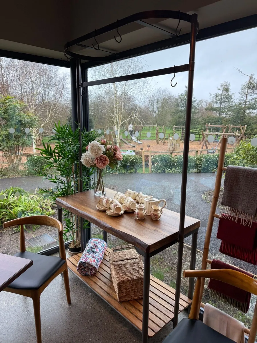 Stand display - Image 2