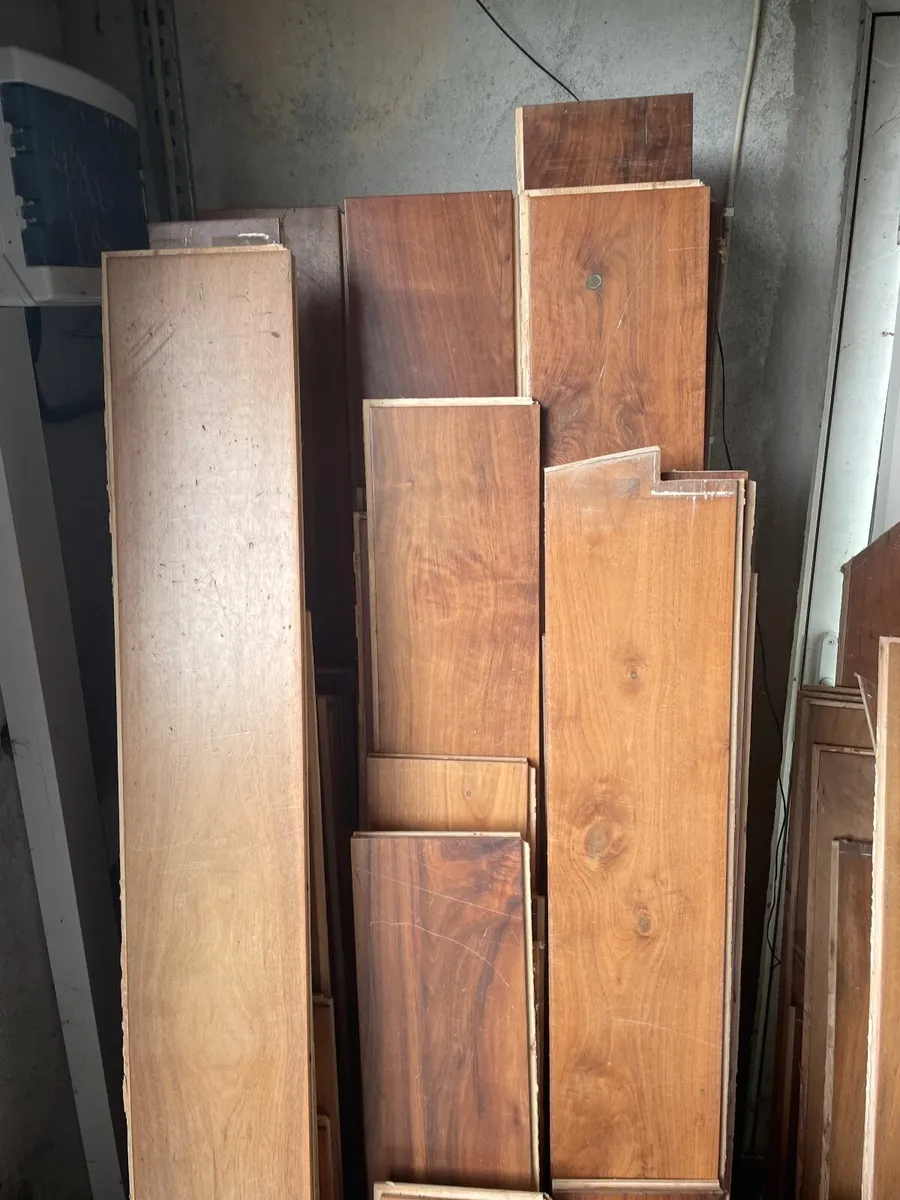 Semi solid engineered wooden floor - Image 2