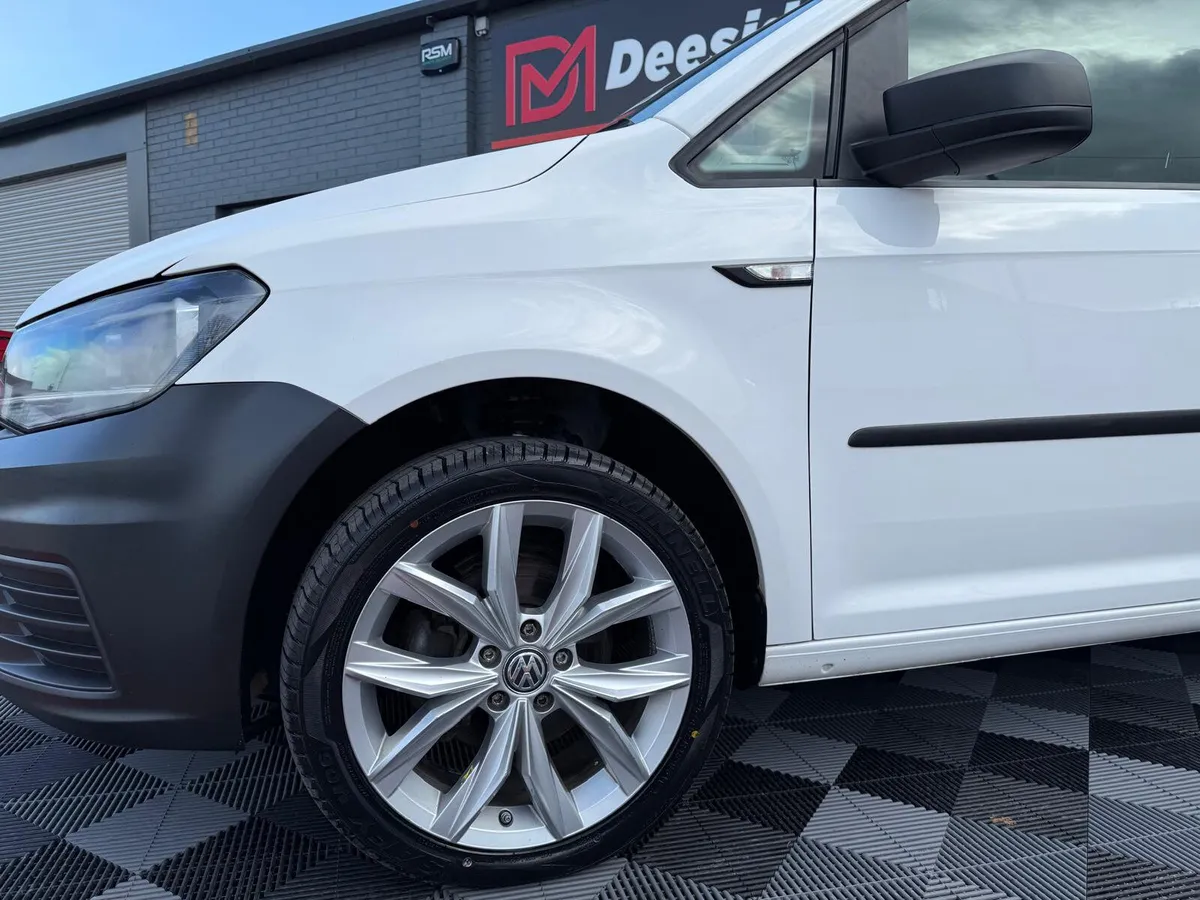 2020 CADDY 2.0 , BOTT SHELVES, ALLOYS - Image 3