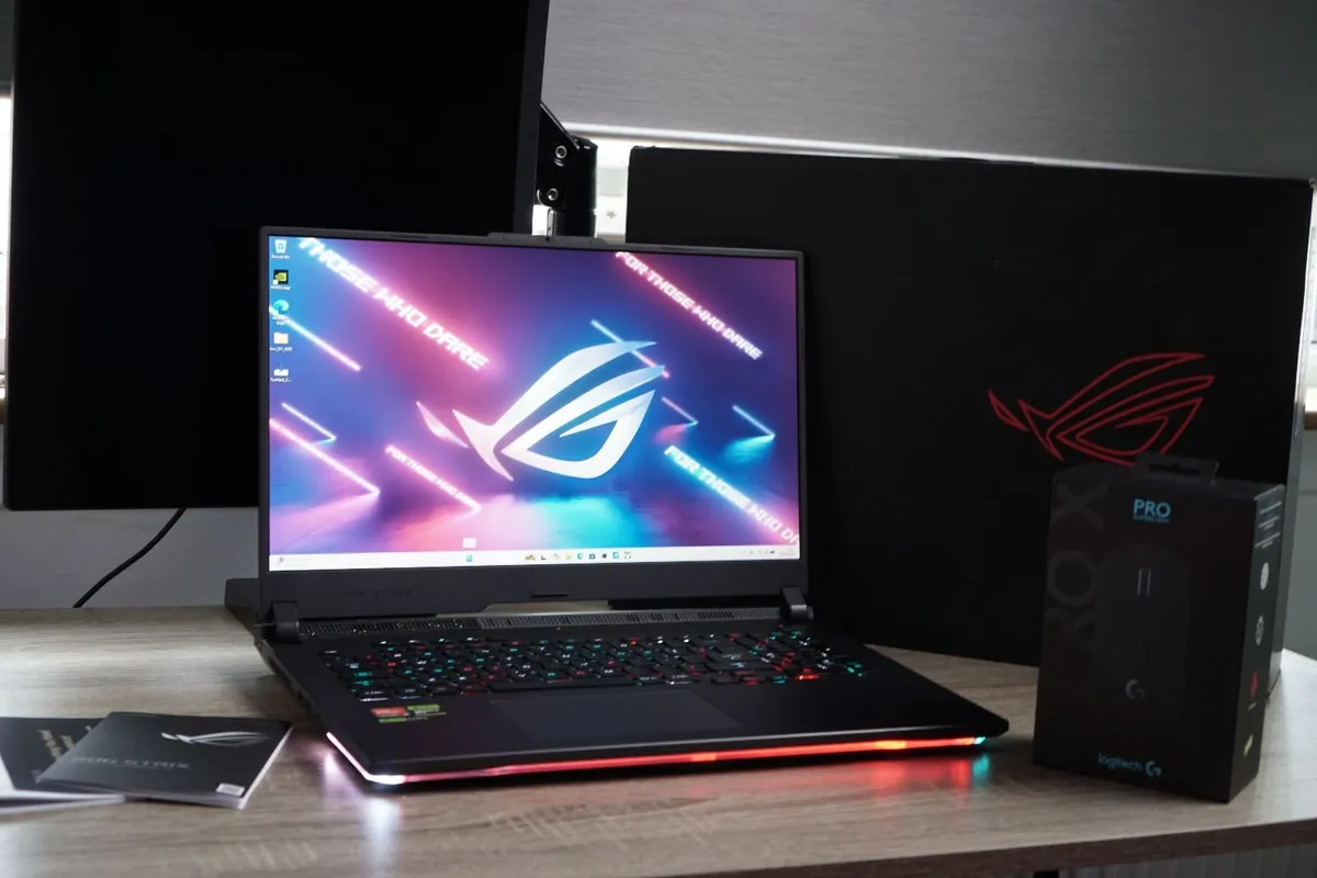 Asus Rog Strix G17 | Ryzen 9 7845HX | RTX 4070 - Image 4