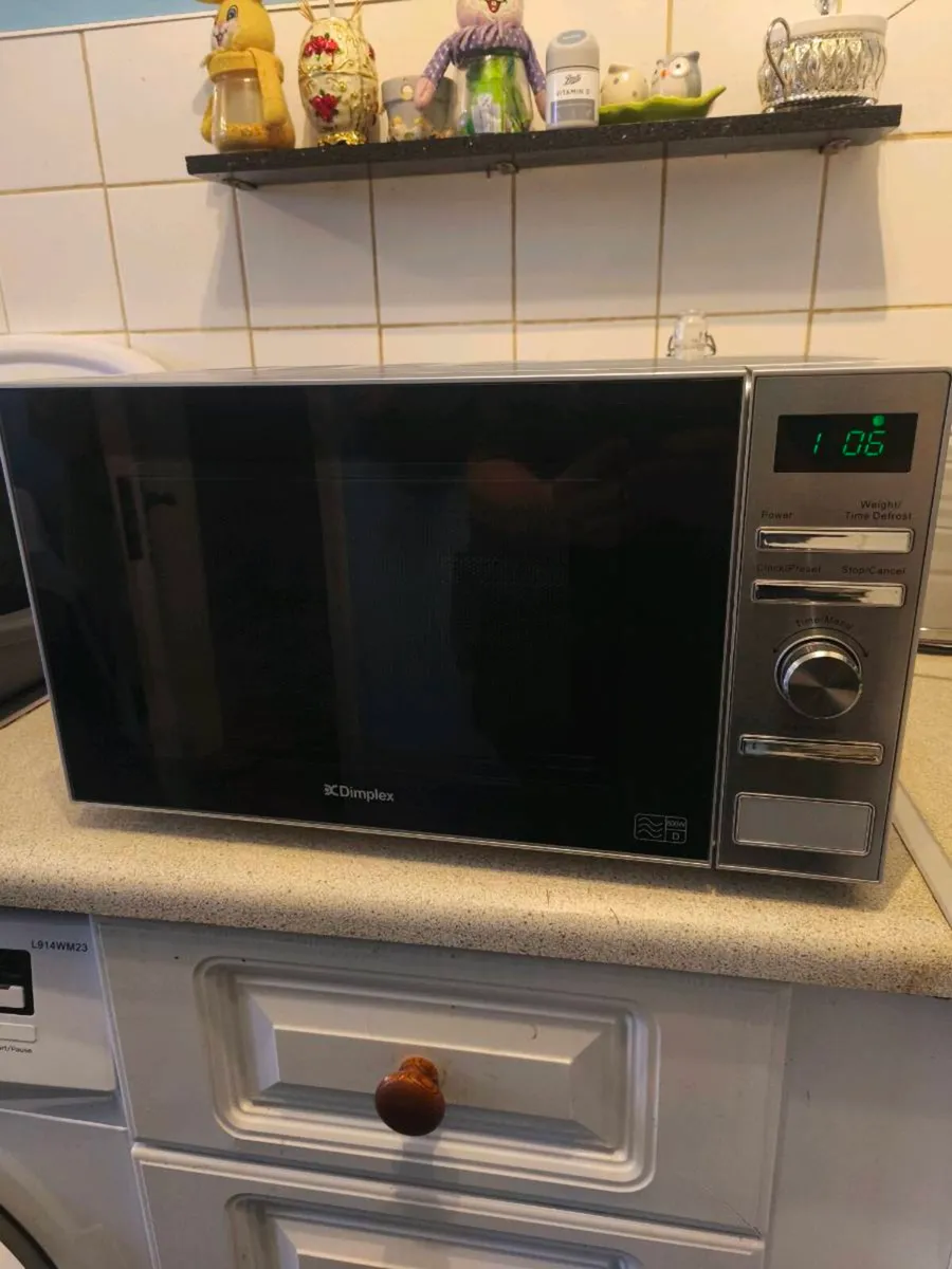 Microwave - Image 1