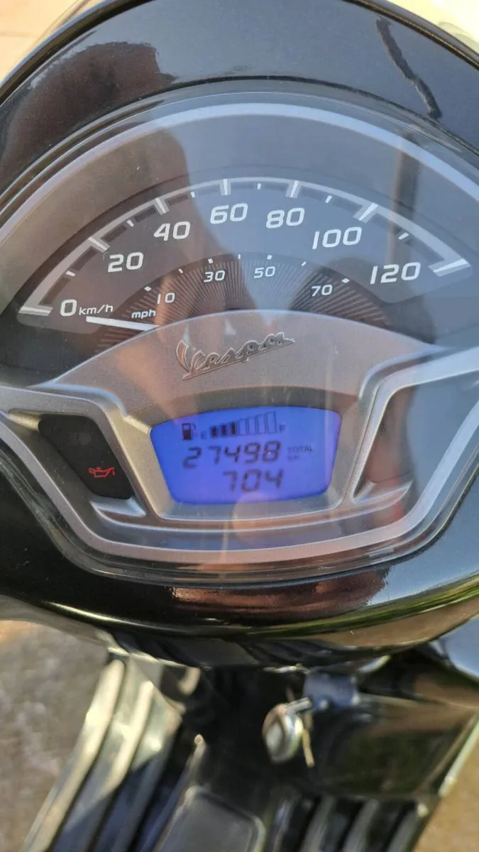 Vespa Lx125 2022 - Image 4