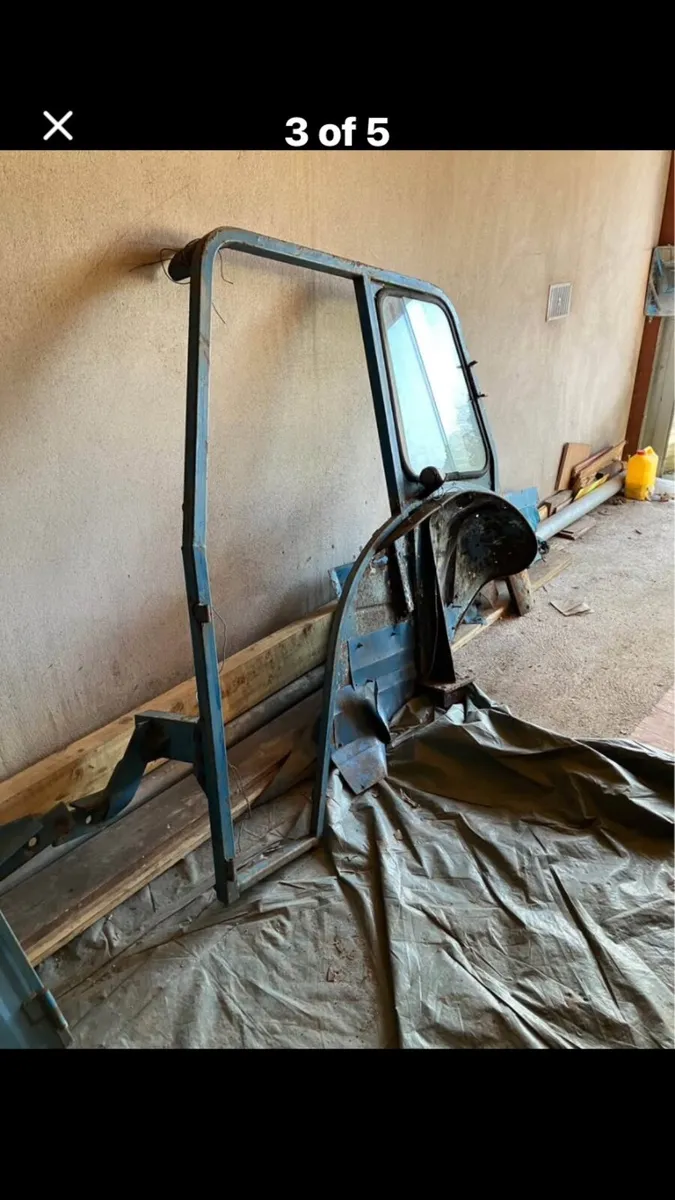 Ford 3000 cab - Image 2