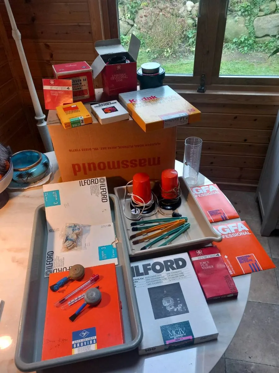 Large lot of photographic equipment, D18 - Image 1