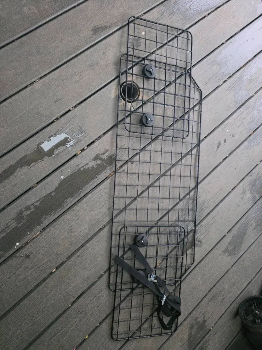 BMW X5 rubber mats including boot mat & Boot guard - Image 3