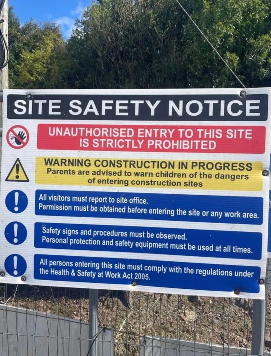 Safety signs - Image 1