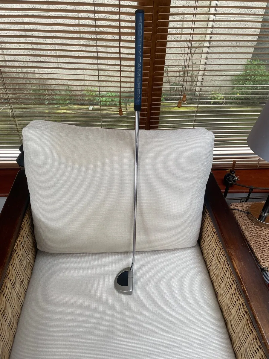 Scotty Cameron Futura 5CB Putter. - Image 2