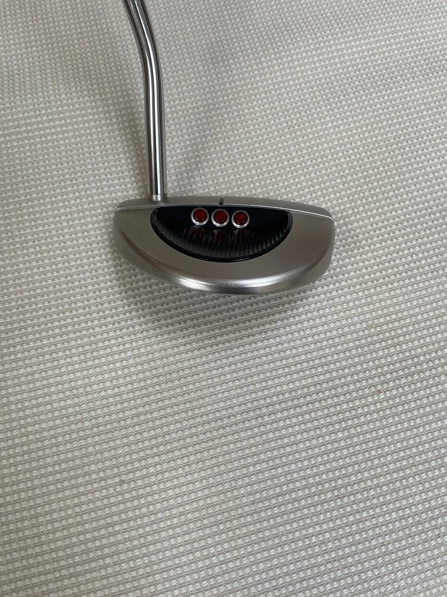 Scotty Cameron Futura 5CB Putter. - Image 1