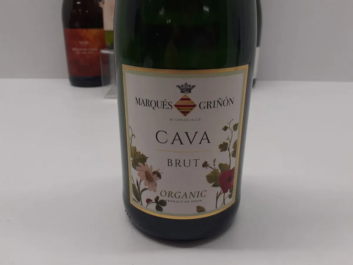 Online Auction Of White Wines & More! - Image 4