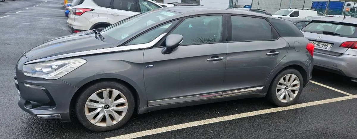 Citroën DS5 -  HYBRID Diesel - Image 2