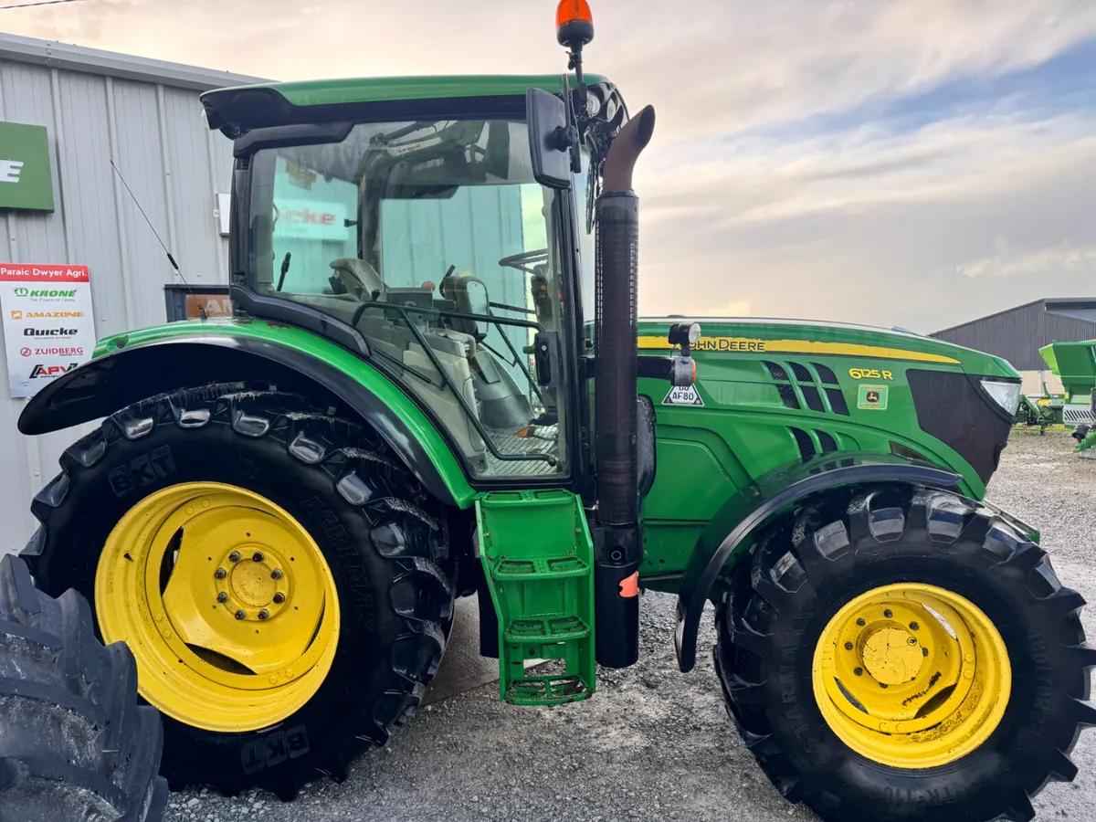 2013 John Deere 6125R - Image 2