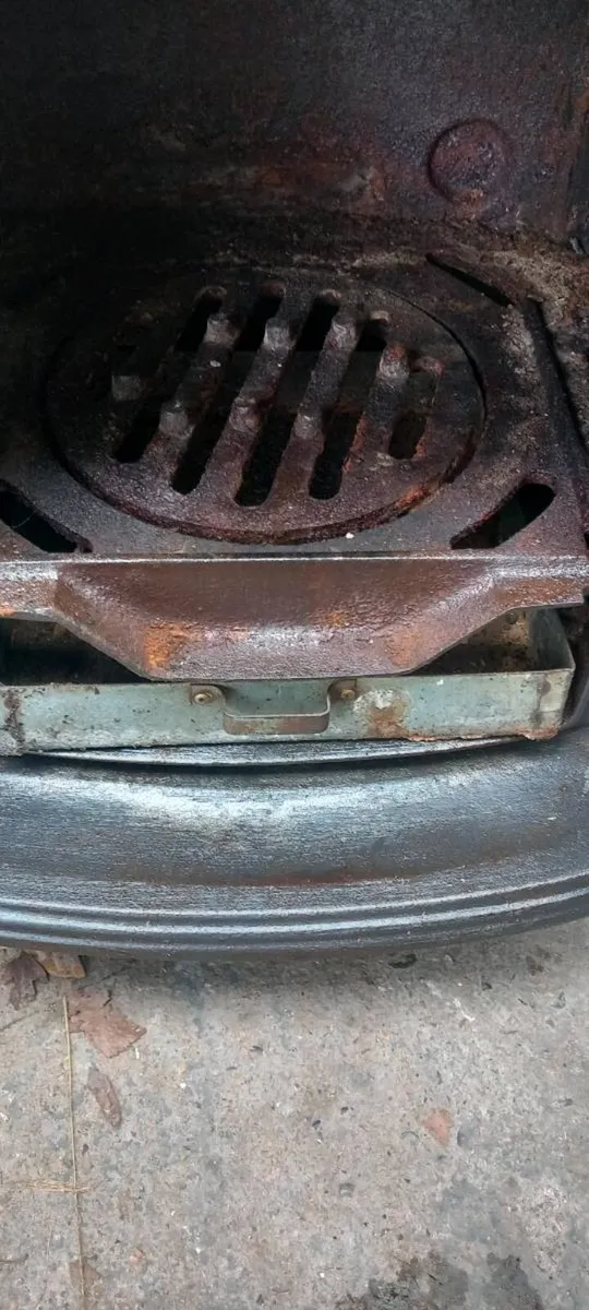 Stove - Image 4