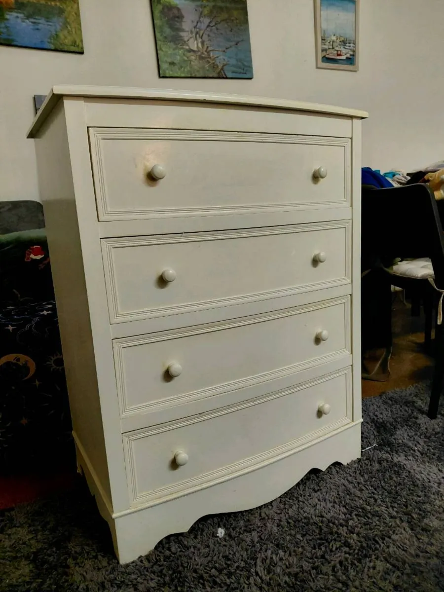 Chest of drawers - Image 1